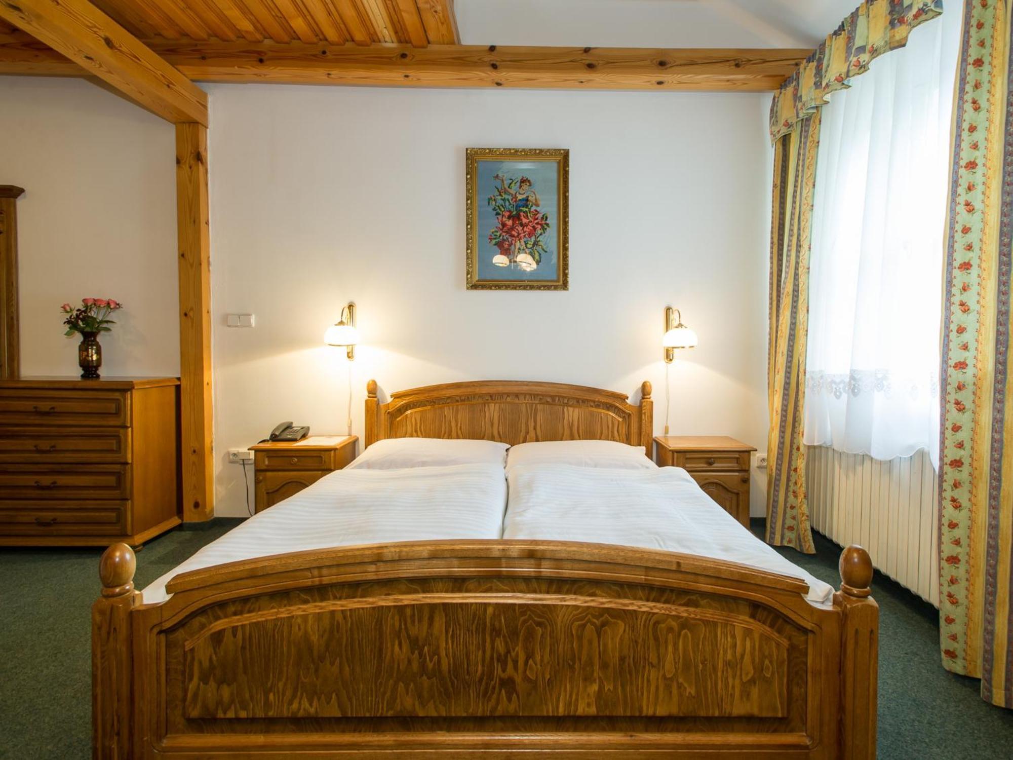 Hotel Sumava Vyšší Brod Стая снимка