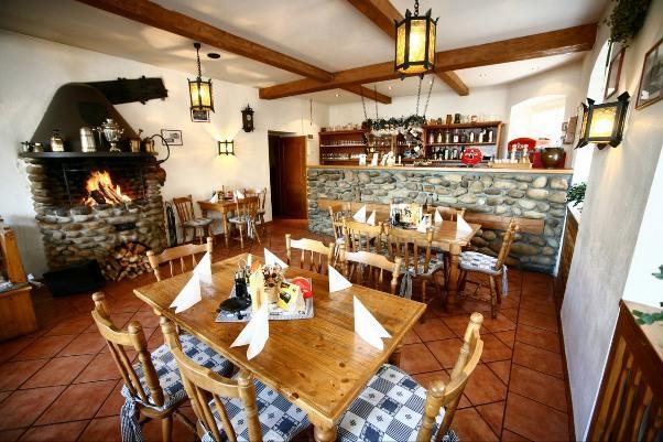 Hotel Sumava Vyšší Brod Екстериор снимка